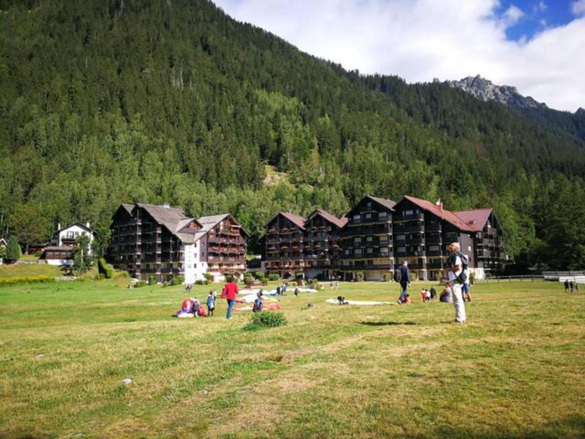Le Savoy - Terrasse Avec Vue Sur Le Mont-Blanc Apartment Chamonix Exterior photo